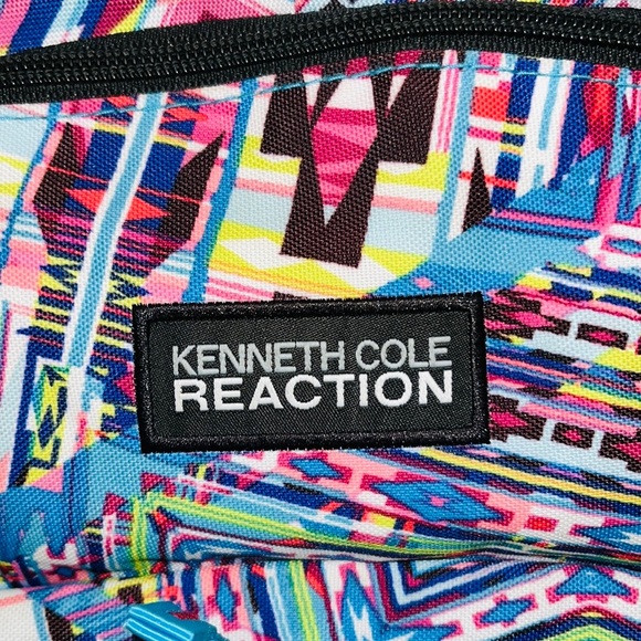 Kenneth Cole Reaction Backpack ~ Pretty Multi Color Full Size - Picture 6 of 9